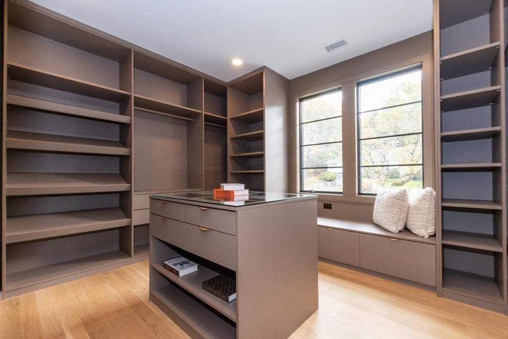 63 Drumlin Road Newton, MA 02459 - Photo 28 of 42 Gallery Image 28