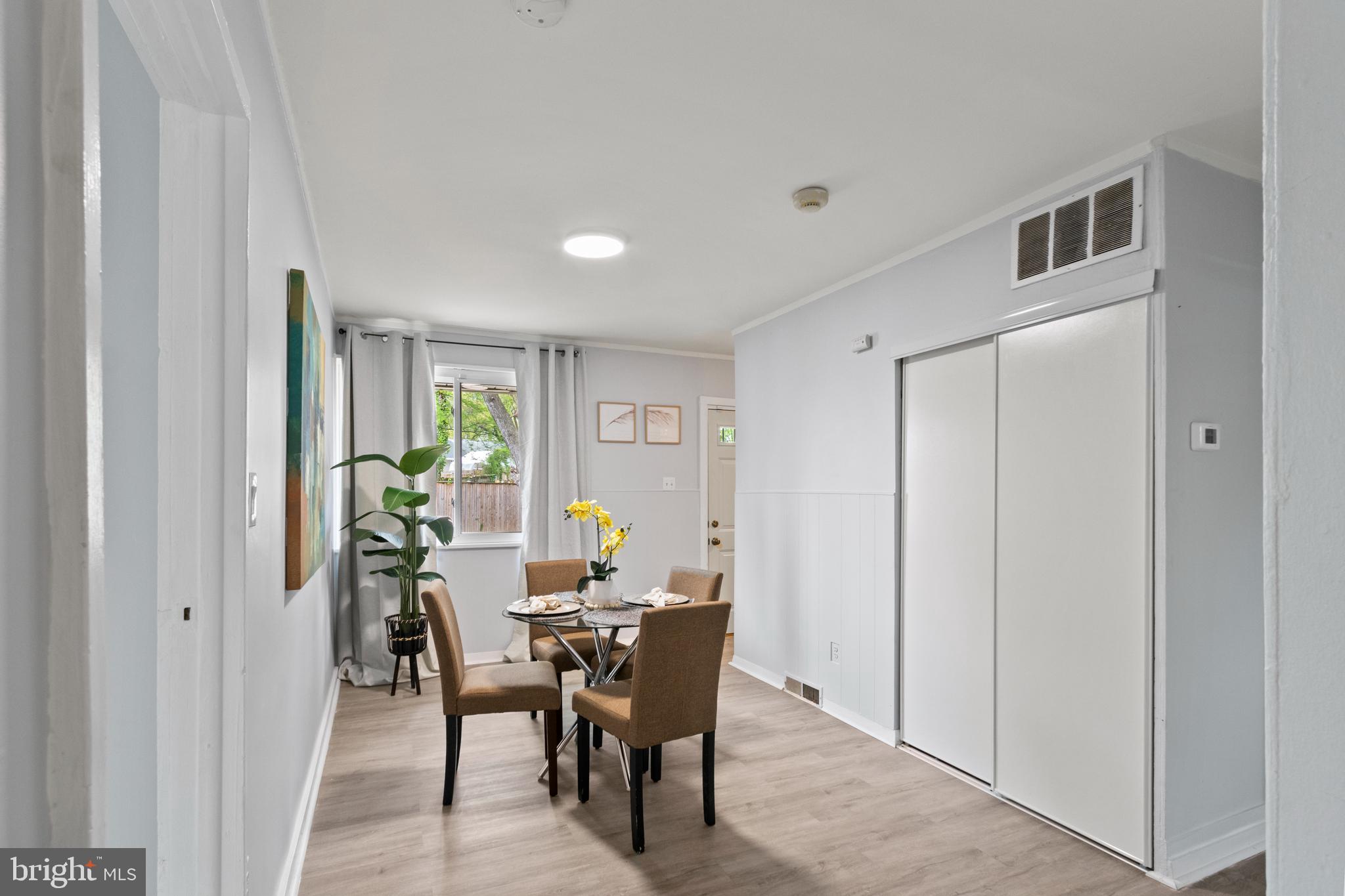 7626 Greenleaf Road Hyattsville, MD 20785 - Photo 17 of 33 Dining room