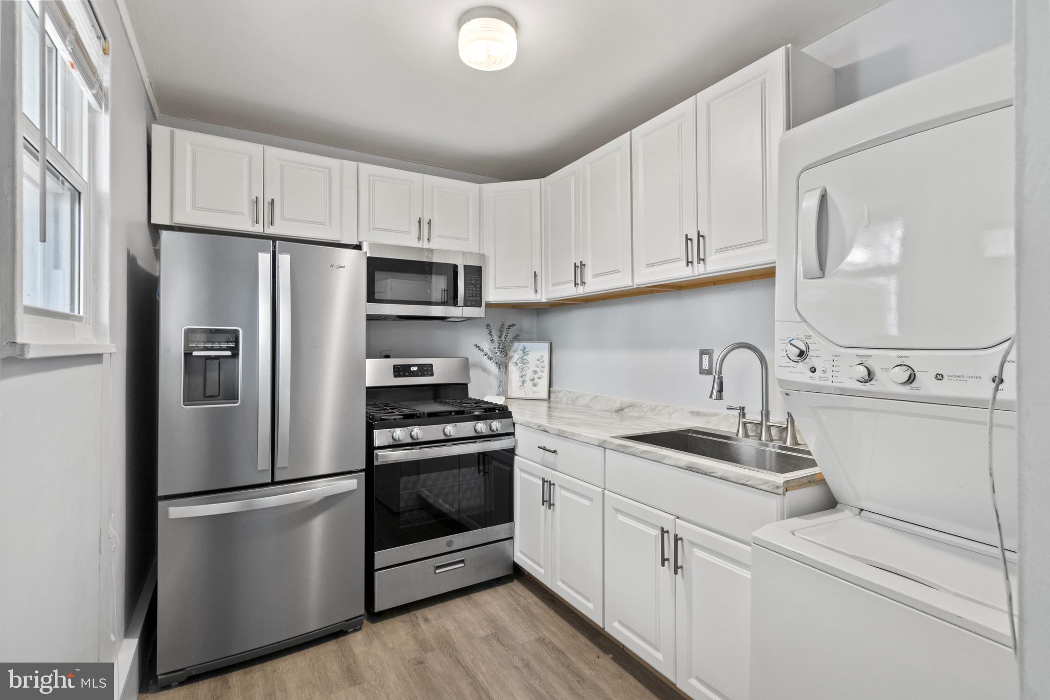 7626 Greenleaf Road Hyattsville, MD 20785 - Photo 19 of 33 Kitchen