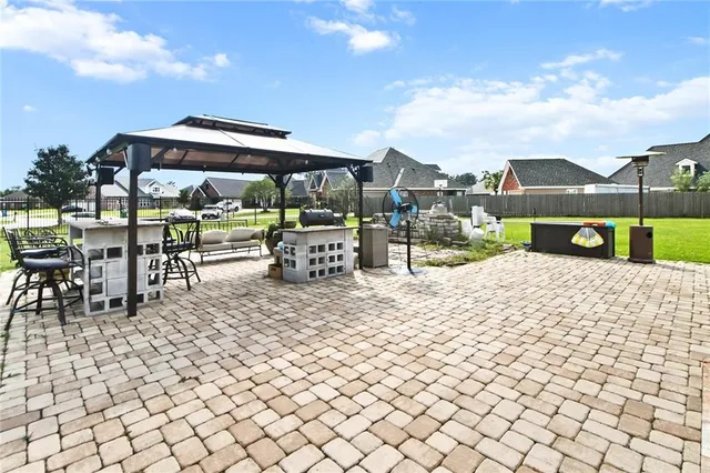 $649,000 | 104 Tupelo Court, Luling, LA 70070