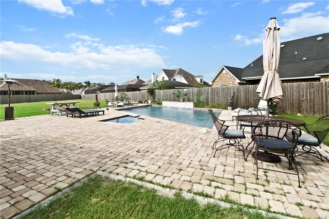 $649,000 | 104 Tupelo Court, Luling, LA 70070