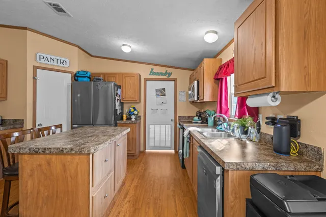 $162,500 | 2656 Dennis Street, Orange, TX 77632