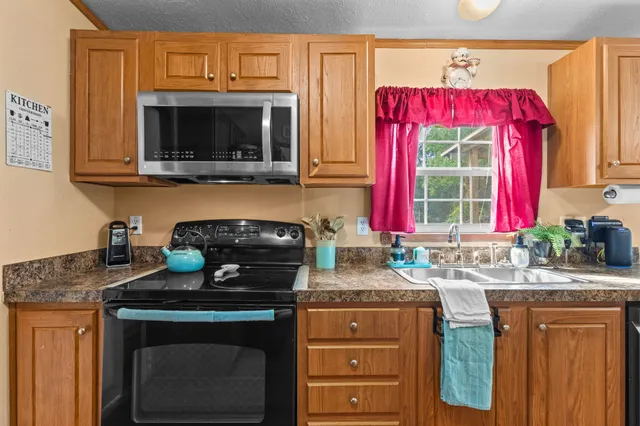 $162,500 | 2656 Dennis Street, Orange, TX 77632