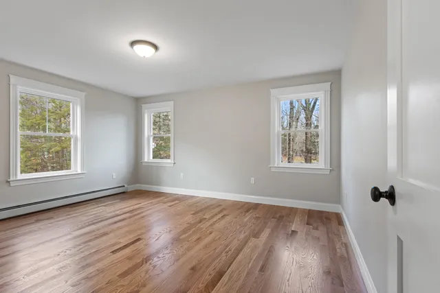 $765,000 | 1 Friendly Way, Windham, ME 04062