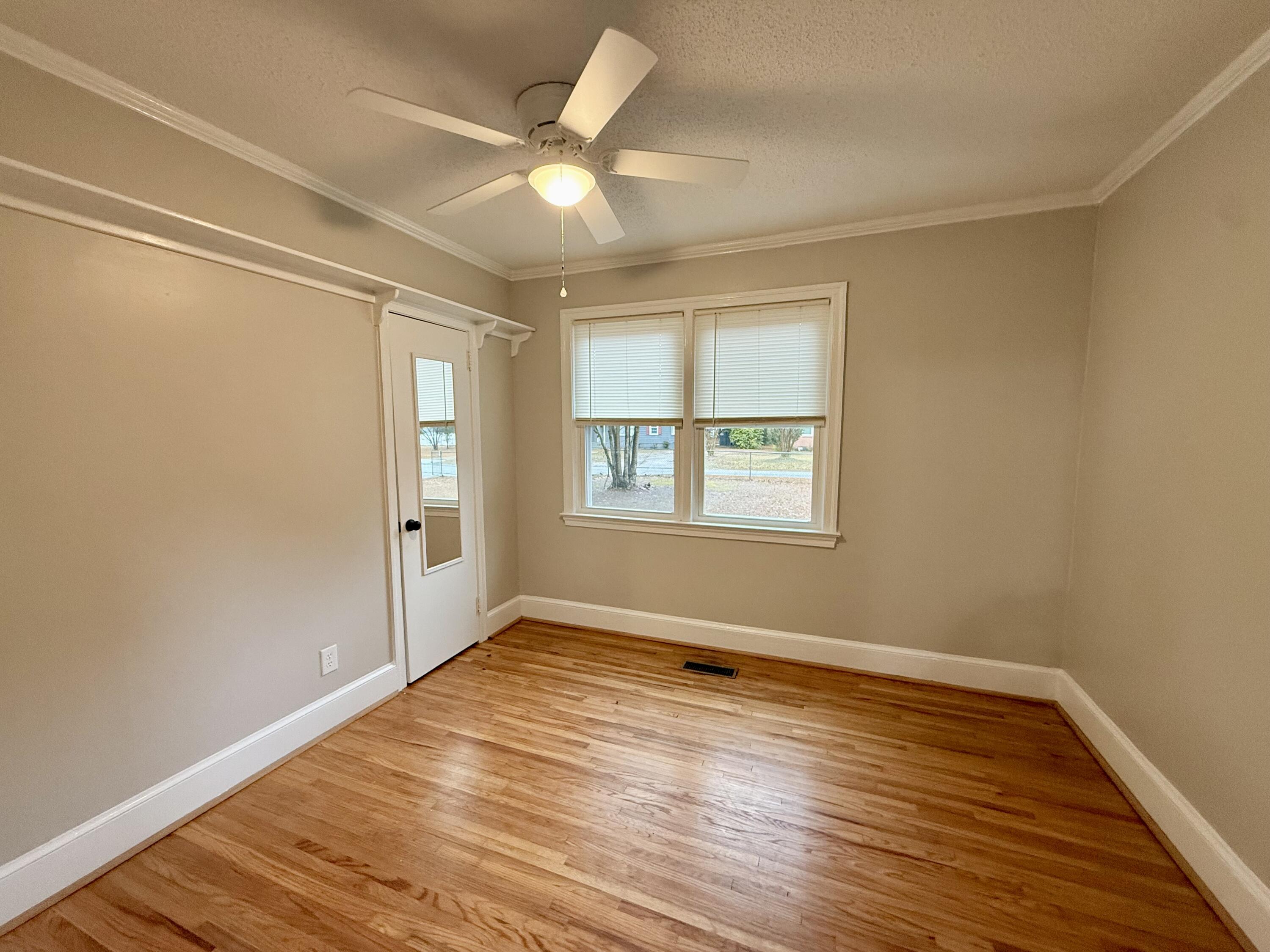 6 Thomas Drive Sumter, SC 29150 - Photo 7 of 29 Bedroom 1 with hardwood floors