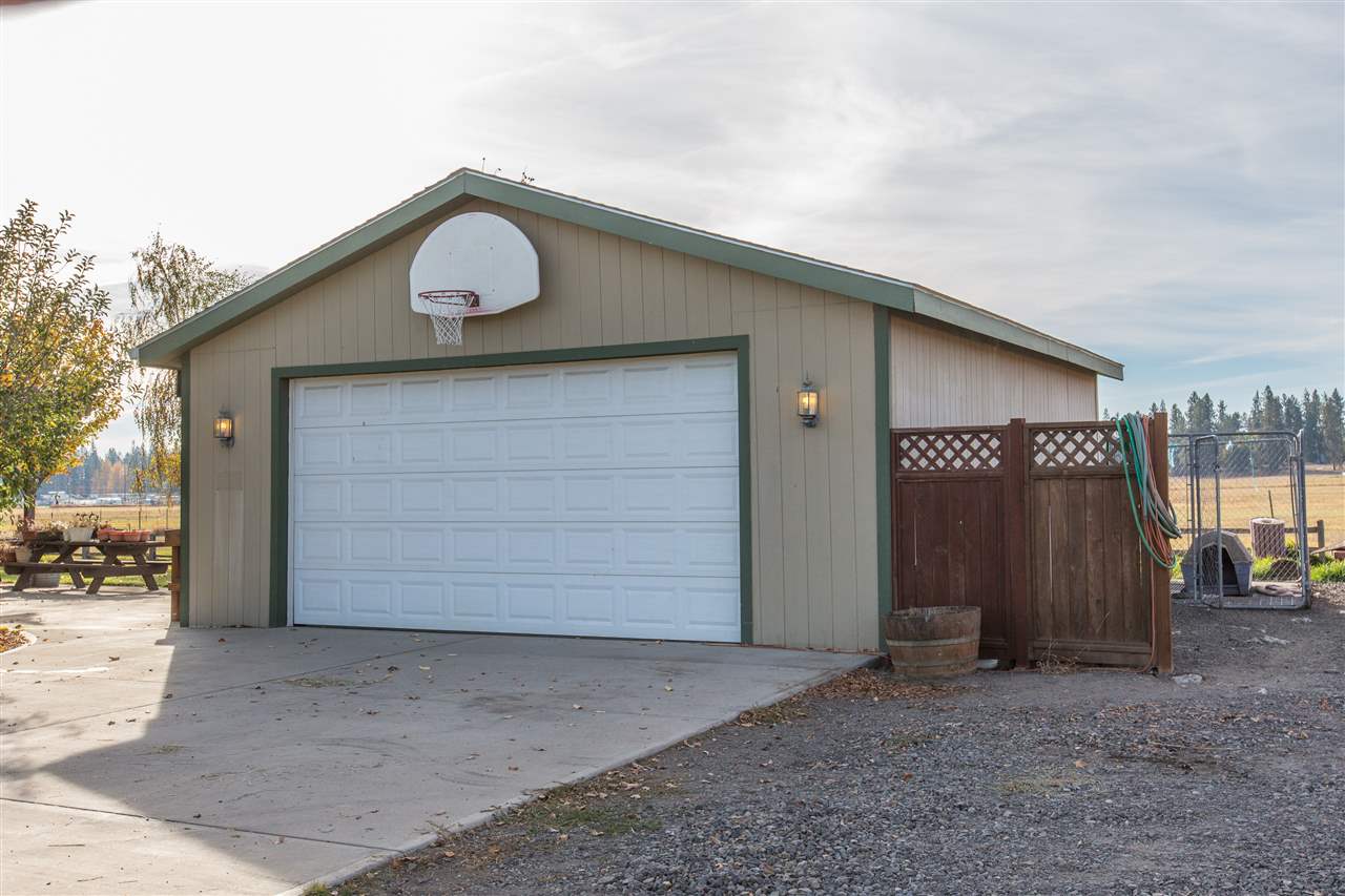 11411 West Jensen Road Cheney, WA 99004 - Photo 4 of 20