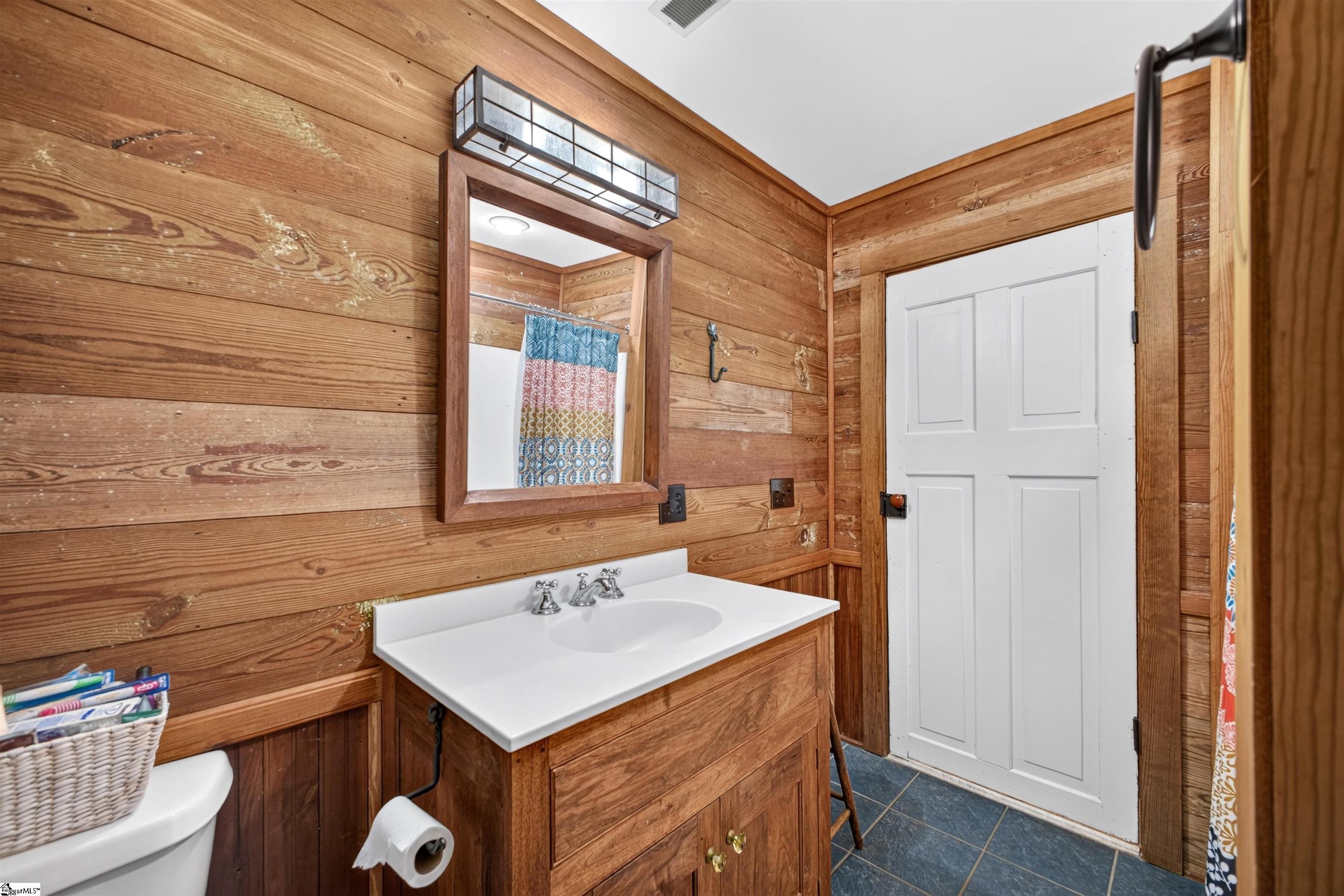 160 Duffs Mountain Road Marietta, SC 29661 - Photo 31 of 44 Gallery Image 31