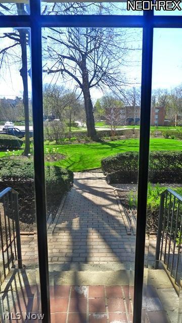 2707 Lancashire Road, Unit 12 Cleveland, OH 44106 - Photo 13 of 15