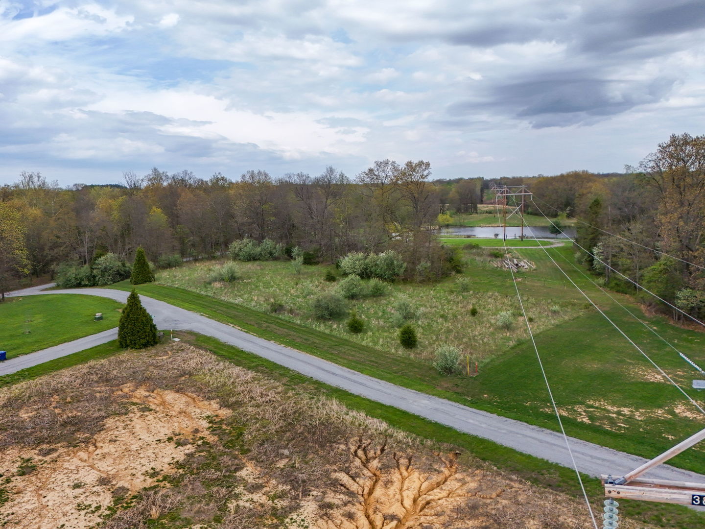 29 Castle Oak Road Pittsburg, IL 62974 - Photo 2 of 8