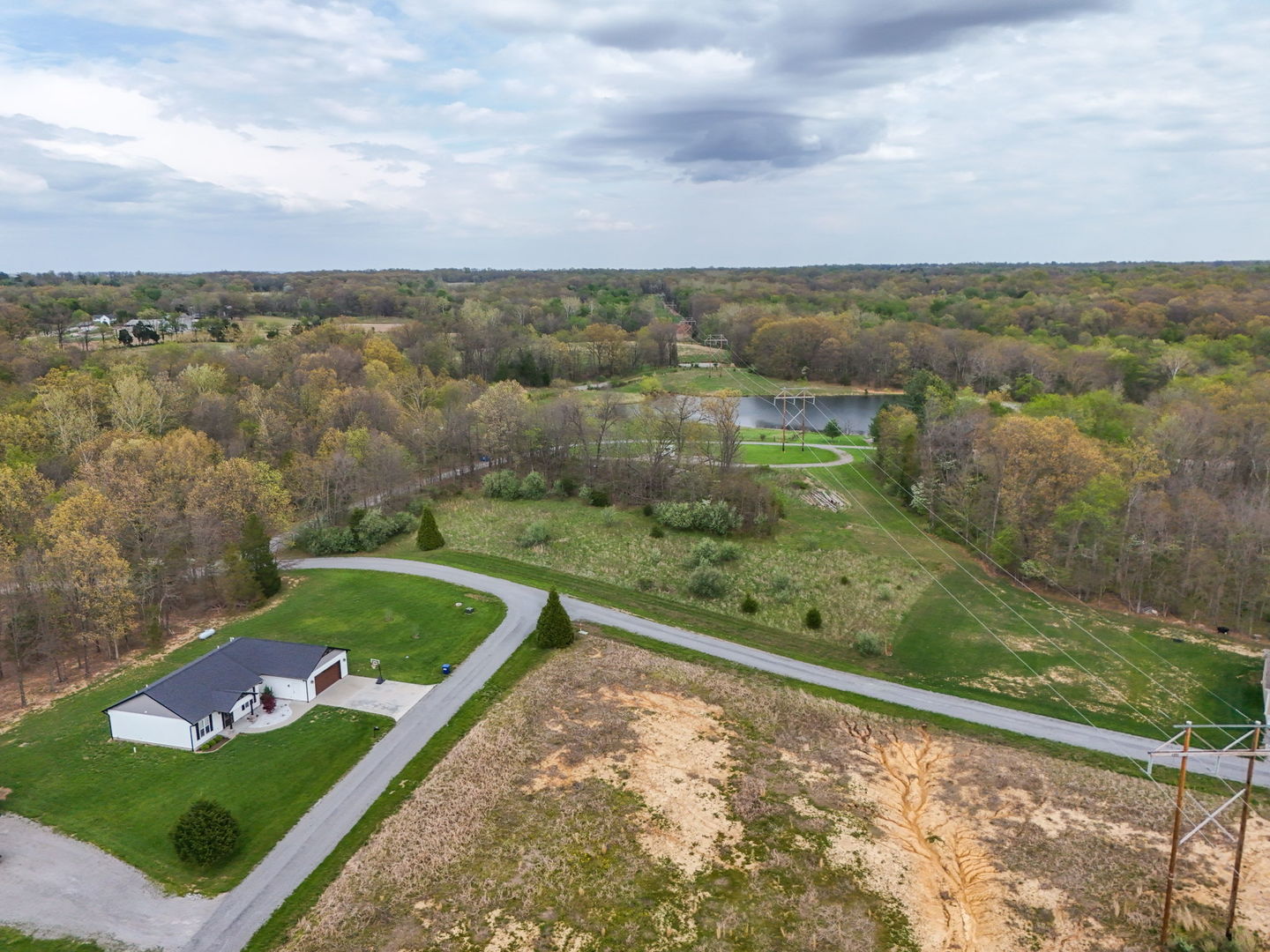 29 Castle Oak Road Pittsburg, IL 62974 - Photo 3 of 8