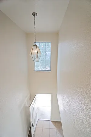 $1,800 | 714 Lavaca Loop, Elgin, TX 78621