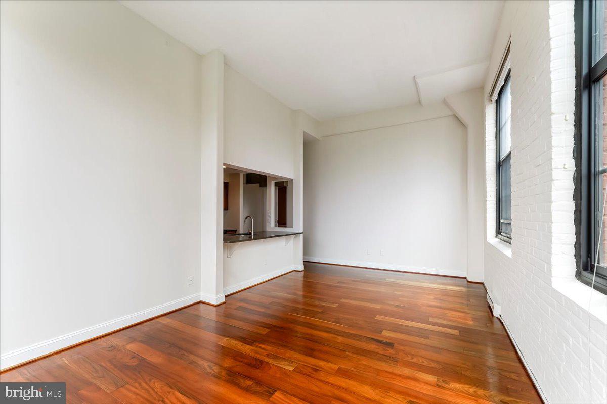 2429 Locust Street, Unit 306 Philadelphia, PA 19103 - Photo 11 of 37