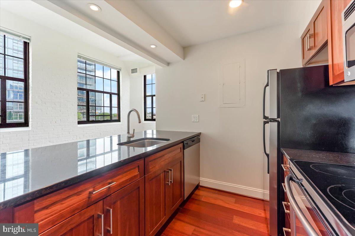 2429 Locust Street, Unit 306 Philadelphia, PA 19103 - Photo 14 of 37 Kitchen
