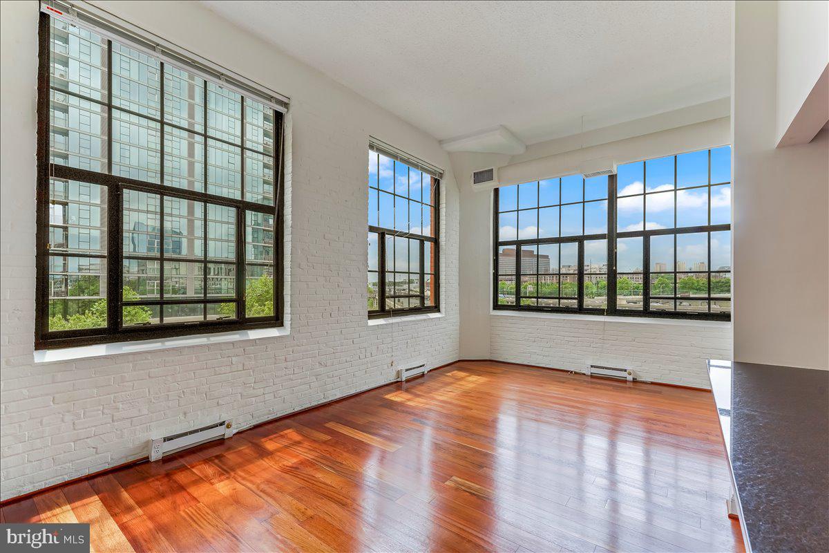 2429 Locust Street, Unit 306 Philadelphia, PA 19103 - Photo 5 of 37 Incredible water&city views