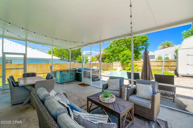 $999,900 | 326 Shasta Street, Panama City Beach, FL 32413