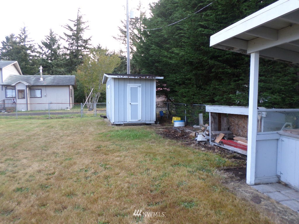 656 Highway 101 Chinook, WA 98614 - Photo 4 of 4 Gallery Image 4