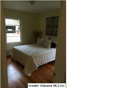 1954 Post Oak Road Vestavia Hills, AL 35216 - Photo 8 of 9