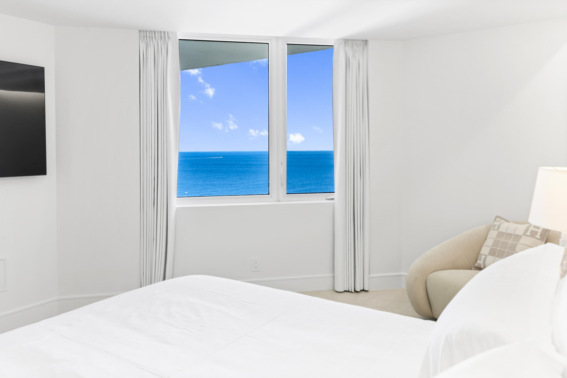 500 South Ocean Boulevard, Unit PH6 Boca Raton, FL 33432 - Photo 13 of 44 Main Bedroom