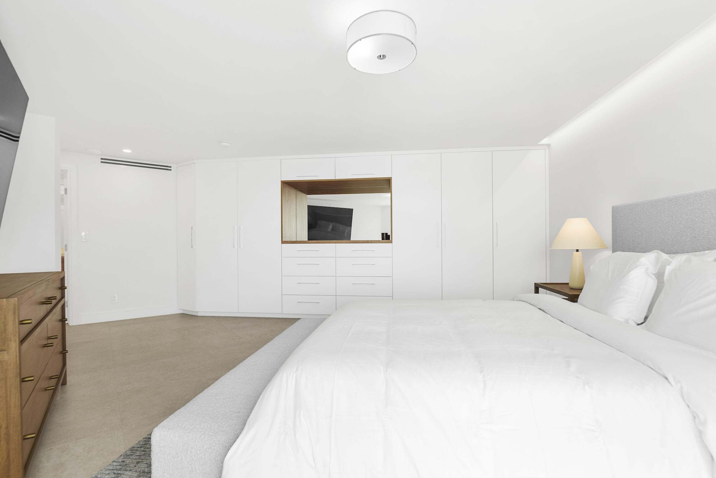 500 South Ocean Boulevard, Unit PH6 Boca Raton, FL 33432 - Photo 18 of 44 Guest Bedroom