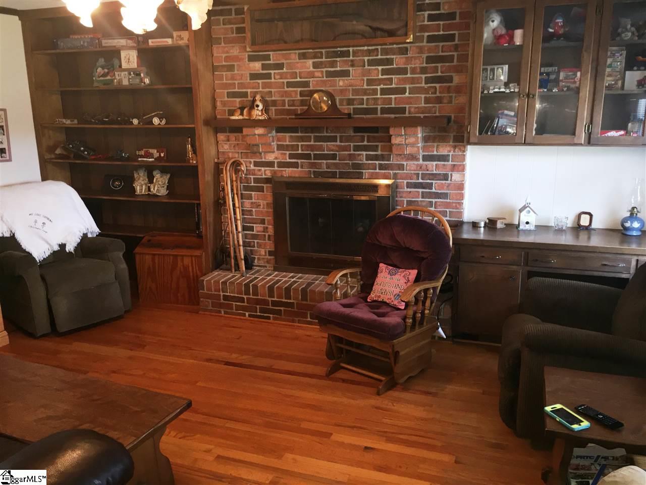 585 Curry Road Laurens, SC 29360 - Photo 5 of 15