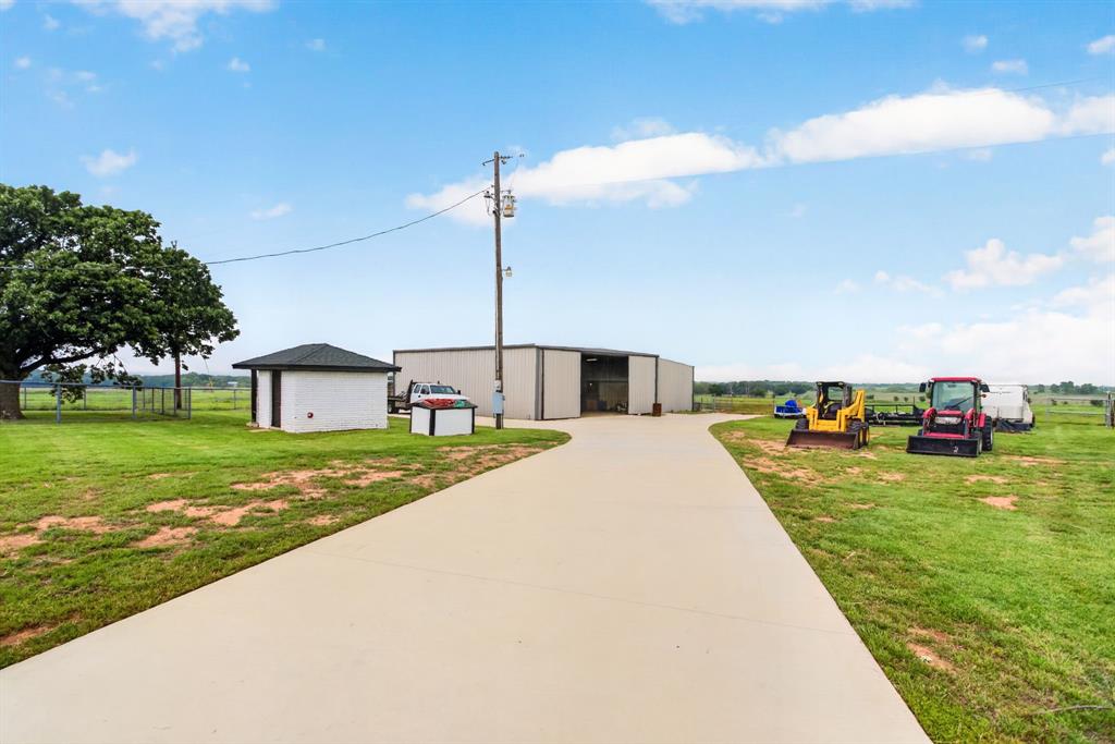 3914 Alamo Road Bowie, TX 76230 - Photo 19 of 34