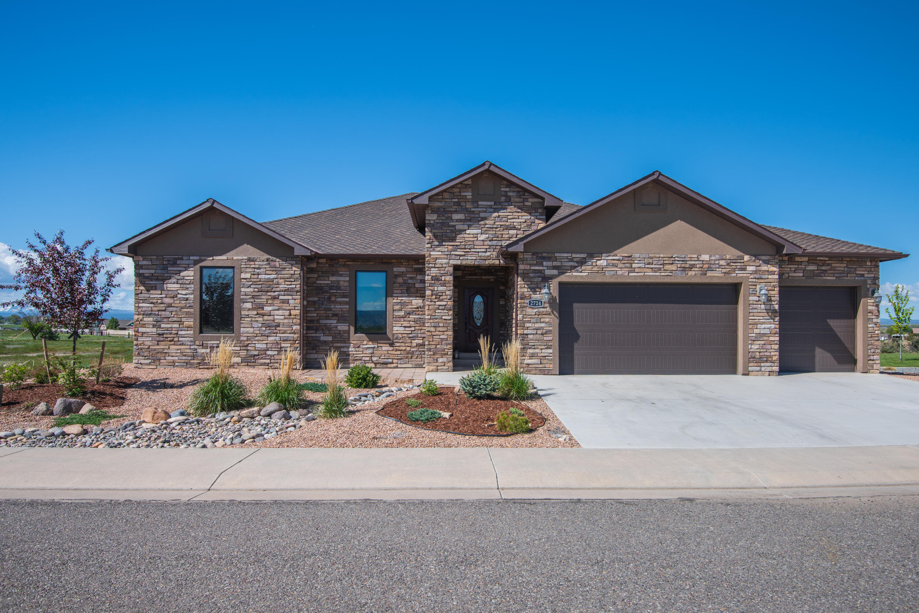 2724 Sleeping Bear Road Montrose, CO 81401 - Photo 20 of 21 2724 Sleeping Bear Spring