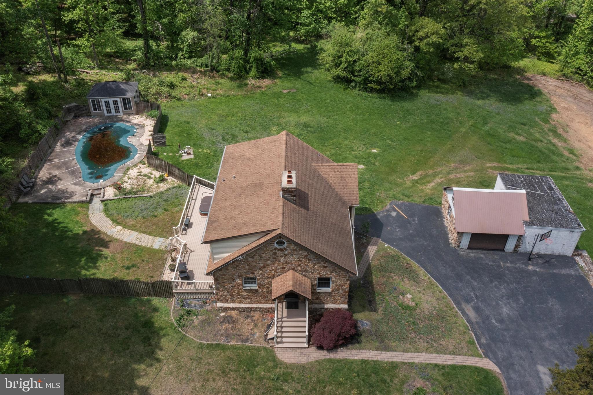 2079 Bodine Road Malvern, PA 19355 - Photo 2 of 33 Gallery Image 2