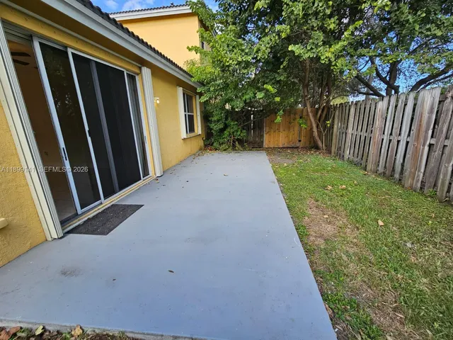 $2,200 | 971 Northeast 42nd Place, Unit 971, Homestead, FL 33033