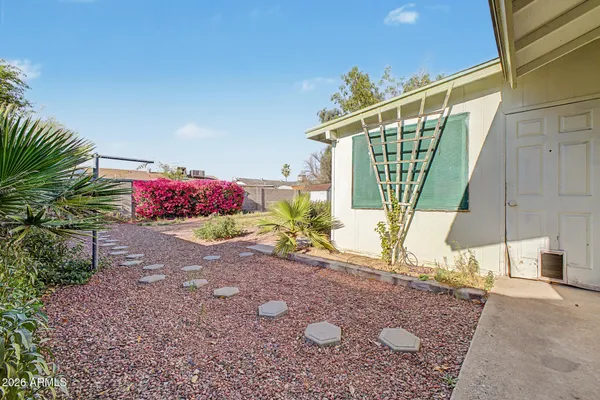 $285,000 | 8930 West Montecito Avenue, Phoenix, AZ 85037