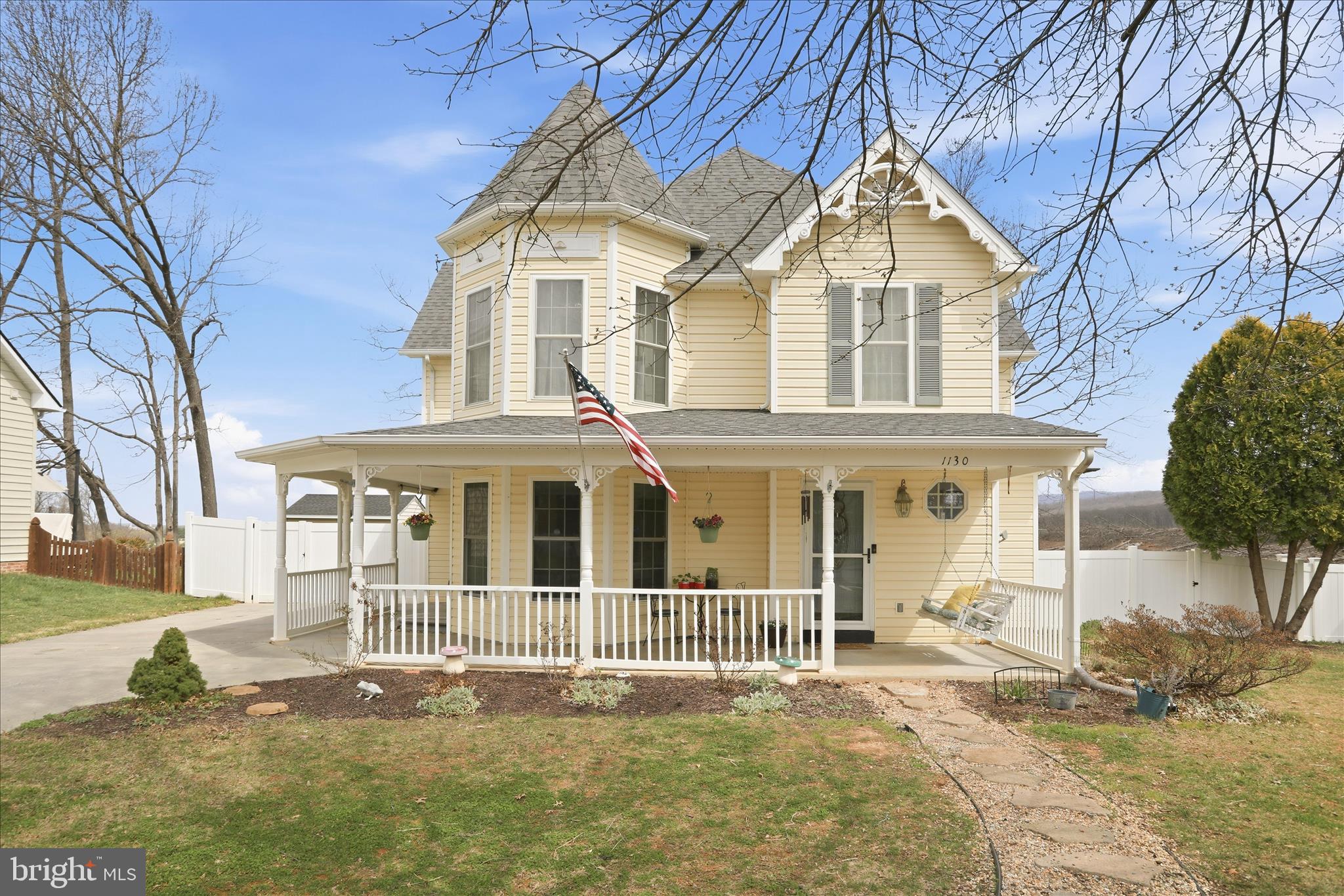 1130 Happy Ridge Drive Front Royal, VA 22630 - Photo 3 of 42