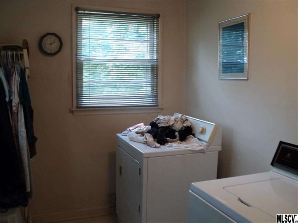 4540 Rocky Road Lenoir, NC 28645 - Photo 5 of 14 Gallery Image 5