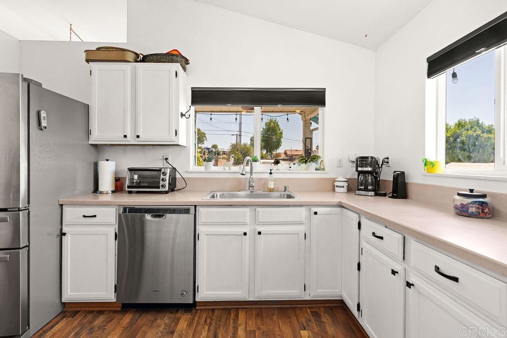 1422 East Fallbrook Street Fallbrook, CA 92028 - Photo 20 of 56 Gallery Image 20