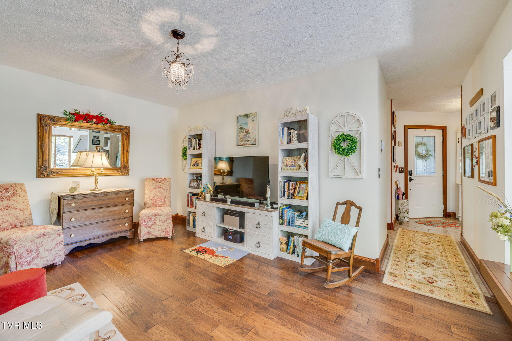 137 Columbine Road Kingsport, TN 37660 - Photo 13 of 65 012