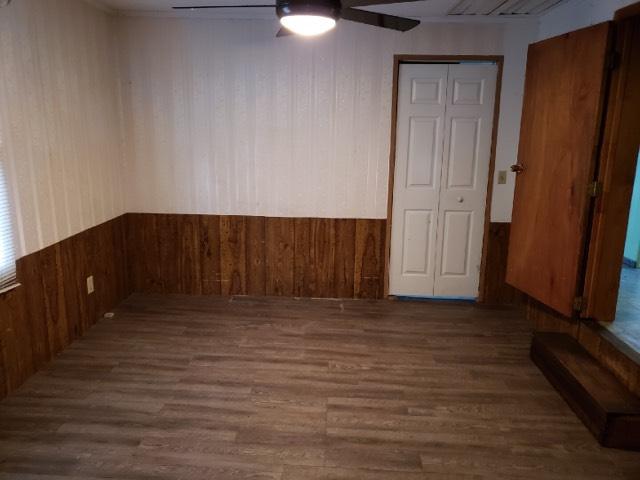 215 Colin Road Robbins, NC 27325 - Photo 9 of 19 living room