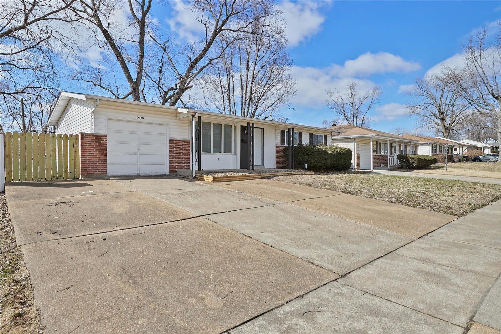 1940 Mullanphy Road Florissant, MO 63031 - Photo 2 of 24 Gallery Image 2