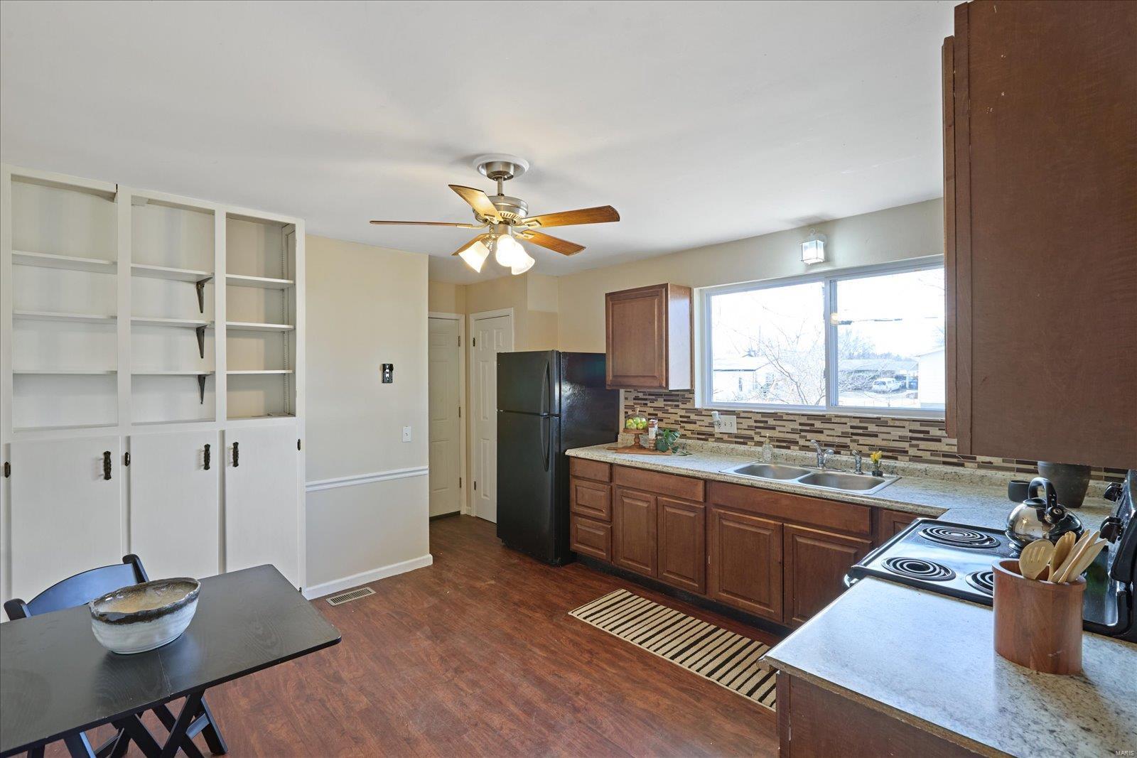 1940 Mullanphy Road Florissant, MO 63031 - Photo 8 of 24 Gallery Image 8