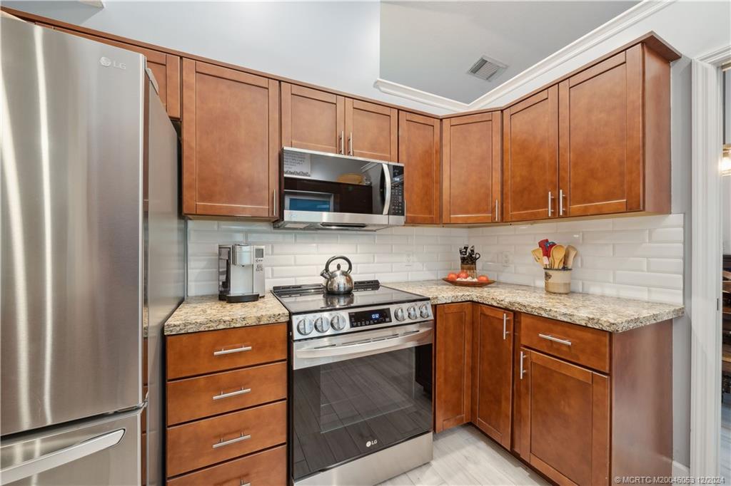 516 Mill Stream Terrace Stuart, FL 34997 - Photo 13 of 46 Gallery Image 13
