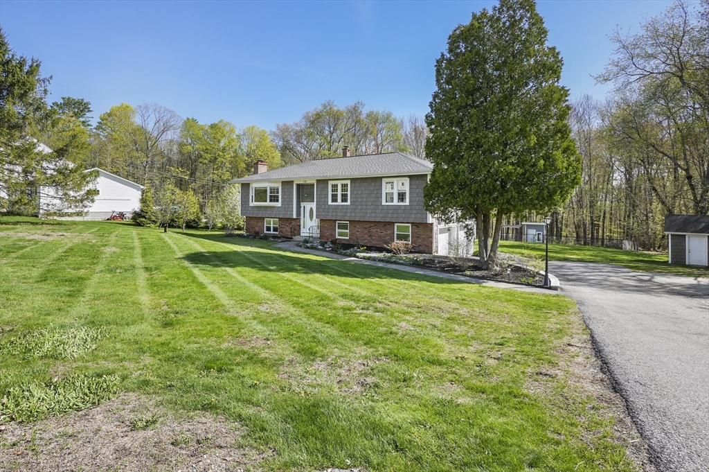 101 Oxford Road Charlton, MA 01507 - Photo 24 of 33