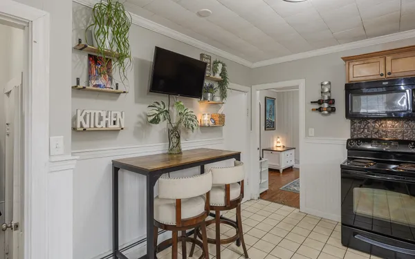 $360,000 | 646 Court Street, Keene, NH 03431