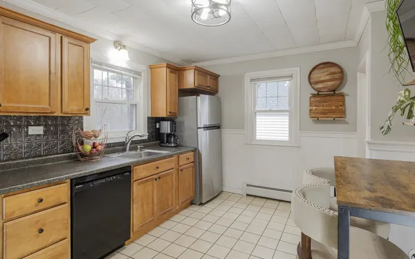 $360,000 | 646 Court Street, Keene, NH 03431