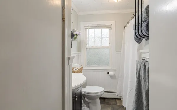 $360,000 | 646 Court Street, Keene, NH 03431