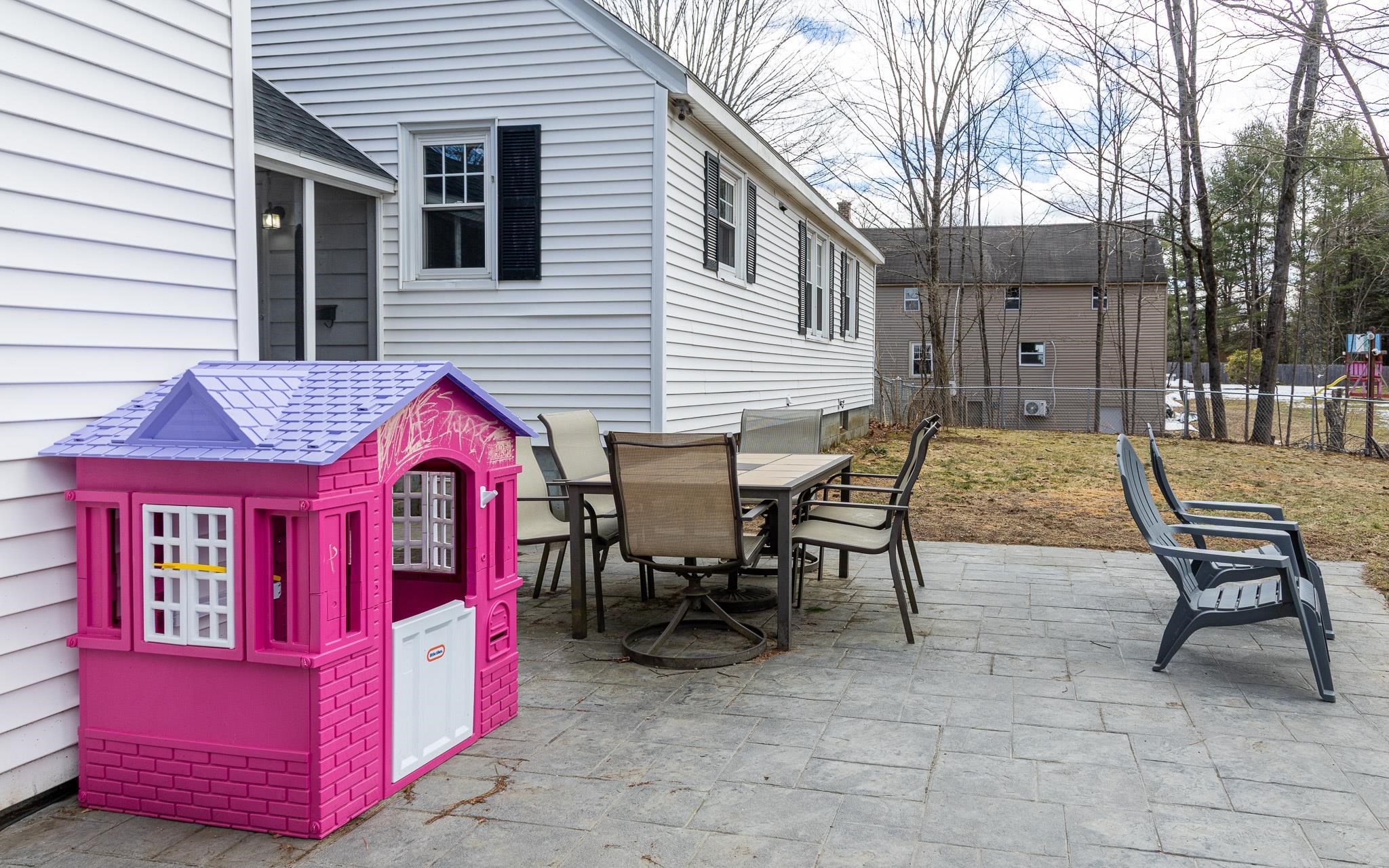 646 Court Street Keene, NH 03431 - Photo 30 of 34