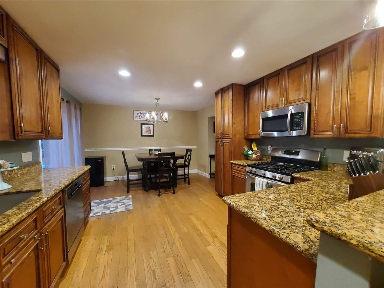 37 Foxborough Road Ocean View, NJ 08230 - Photo 4 of 12 Gallery Image 4