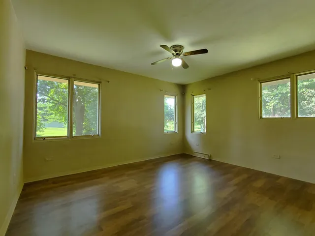 $220,000 | 201 Halleck Street, Morocco, IN 47963