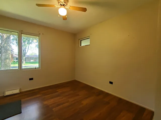 $220,000 | 201 Halleck Street, Morocco, IN 47963