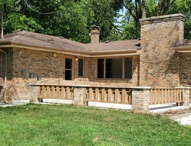 $220,000 | 201 Halleck Street, Morocco, IN 47963