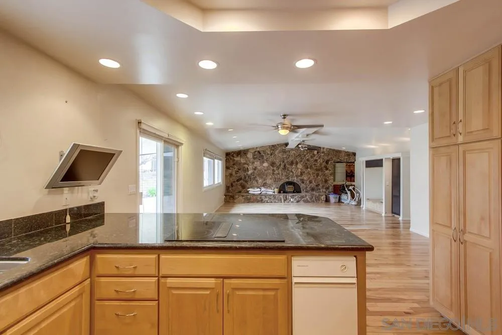 1155 Alpine Heights Way Alpine, CA 91901 - Photo 8 of 25 Gallery Image 8