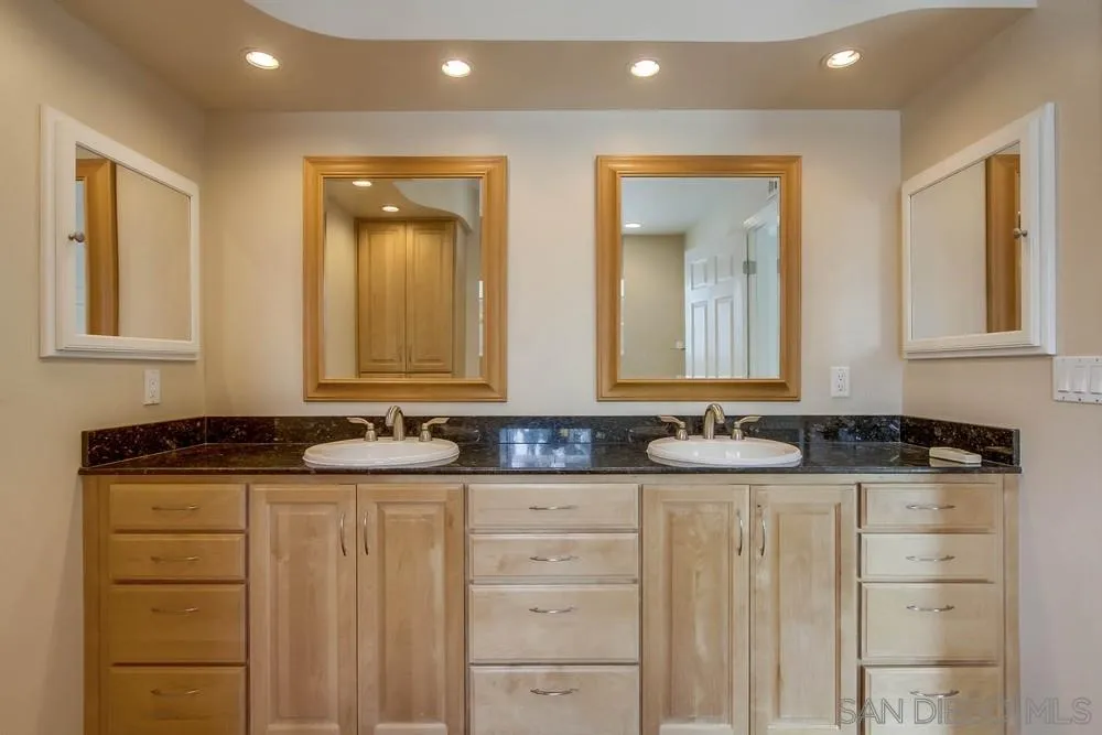1155 Alpine Heights Way Alpine, CA 91901 - Photo 10 of 25 Gallery Image 10