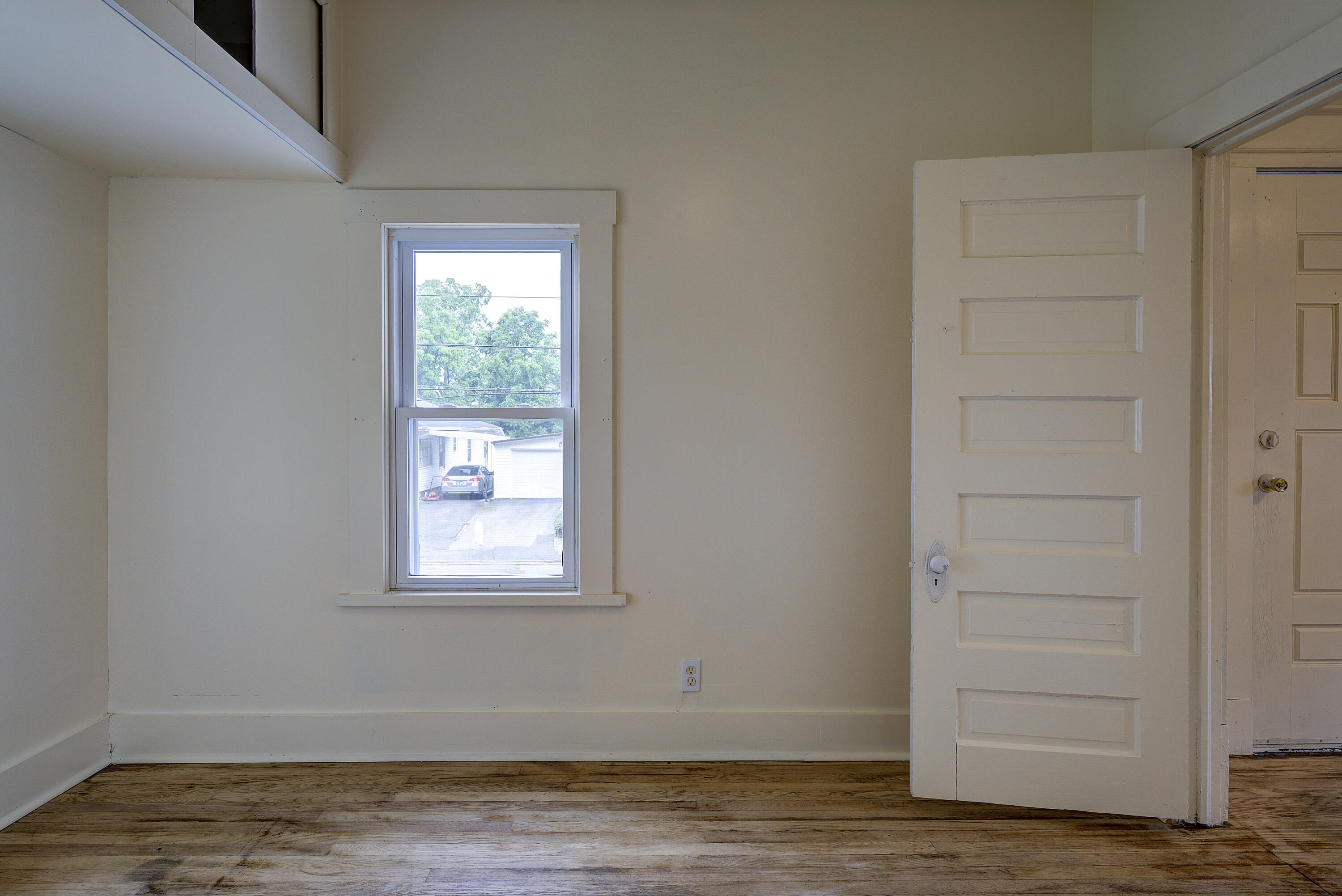 220 New Avenue Erwin, TN 37650 - Photo 8 of 22 New-5