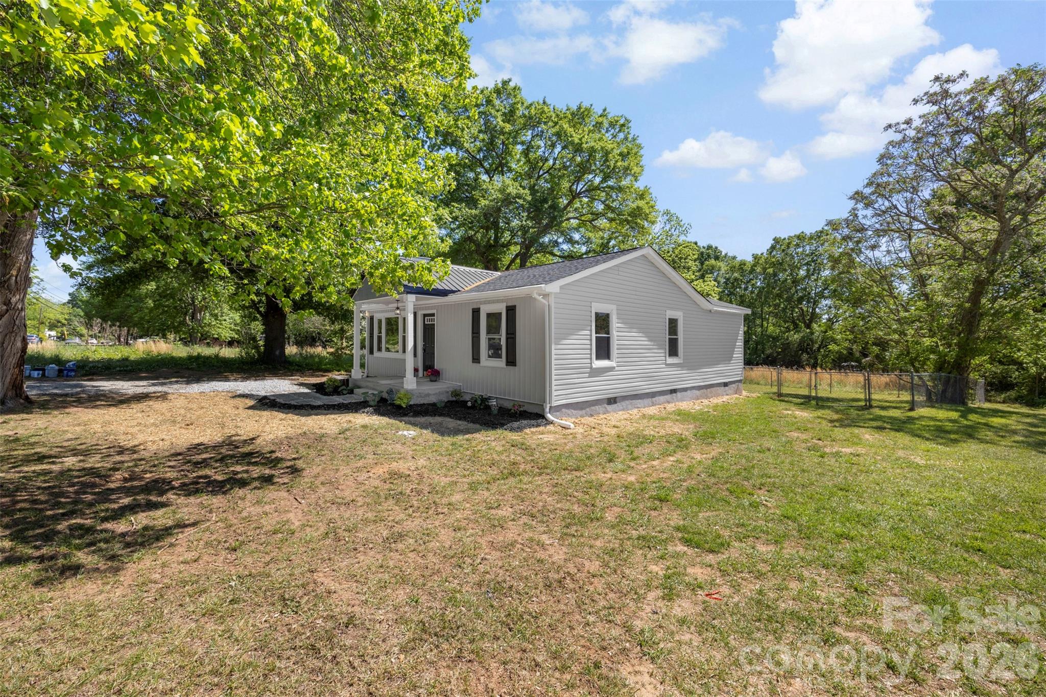 739 Kings Mountain Street Clover, SC 29710 - Photo 4 of 23